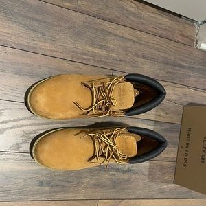 Timberland low cut boots Men US 9